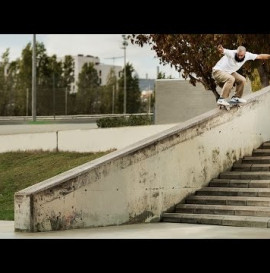 Add-a-Trick in the Bruin Hyperfeel | Nike SB