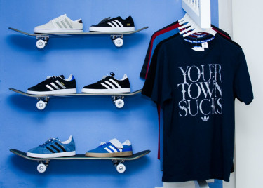 adidas Skateboarding show room na Burn Bowl.