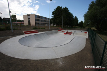 Betonowe skateparki Techramps