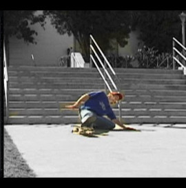 CLASSIC SKATEBOARD SLAM #117 – SKATEBOARDER DOES SPLITS