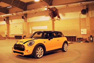 GRZESIEK ZAWISZ O KOLABORACJI MINI COOPER X HURRICANE