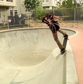 LOUIE LOPEZ RULING THE FLIP BOWL