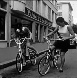 Paris Gris #2 - A bicyclette