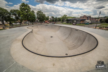 Radni Wąchocka krytykują nowo wybudowany skatepark