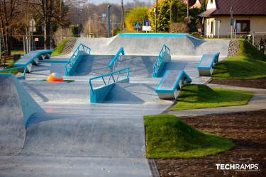 Skatepark betonowy w Brzeszczach