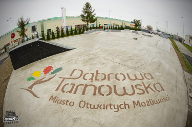 Skatepark w Dąbrowie Tarnowskiej.