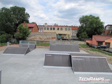 Skatepark w Dębnie