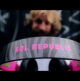 SOL REPUBLIC x LIZARD KING