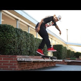 STEP BY STEP: MANNY SANTIAGO, KICKFLIP BACK TAILSLIDE