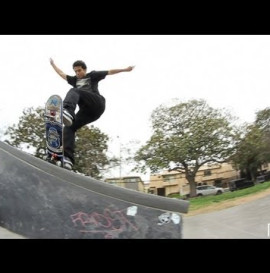 STONER PLAZA HUBBA SESSION WITH PAUL RODRIGUEZ, MANNY SANTIAGO AND TERRELL ROBINSON