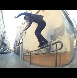 Tom Knox &quot;Vase&quot; Part