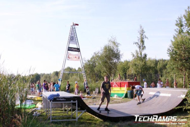 Wakepark - Kryspinów z Minirampą